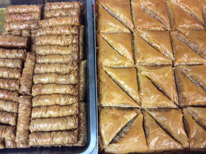 BAKLAVA TRIANGLES - Large Catering Pack - Order this product 2 days in advance